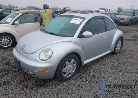 2001 Volkswagen New Beetle Glx from USA, damaged, VIN 3VWDD21C31M448139